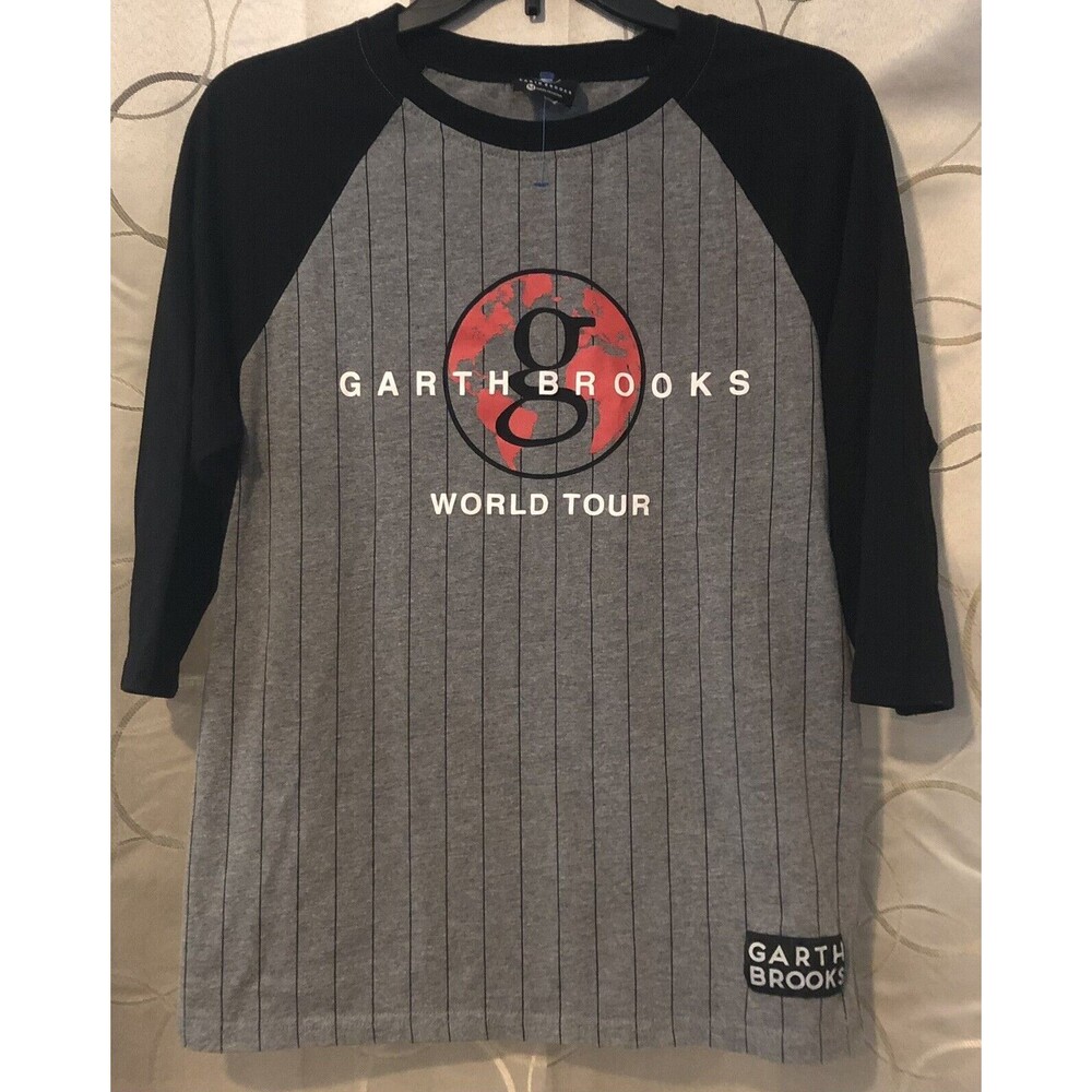 Garth Brooks World Tour Concert M T-Shirt Pinstripe 3/4 Sleeve Raglan Baseball